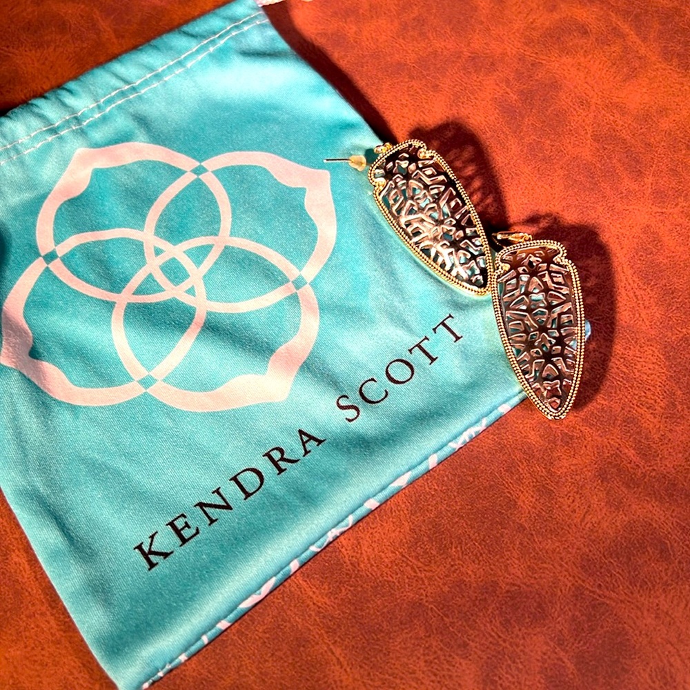 Kendra Scott